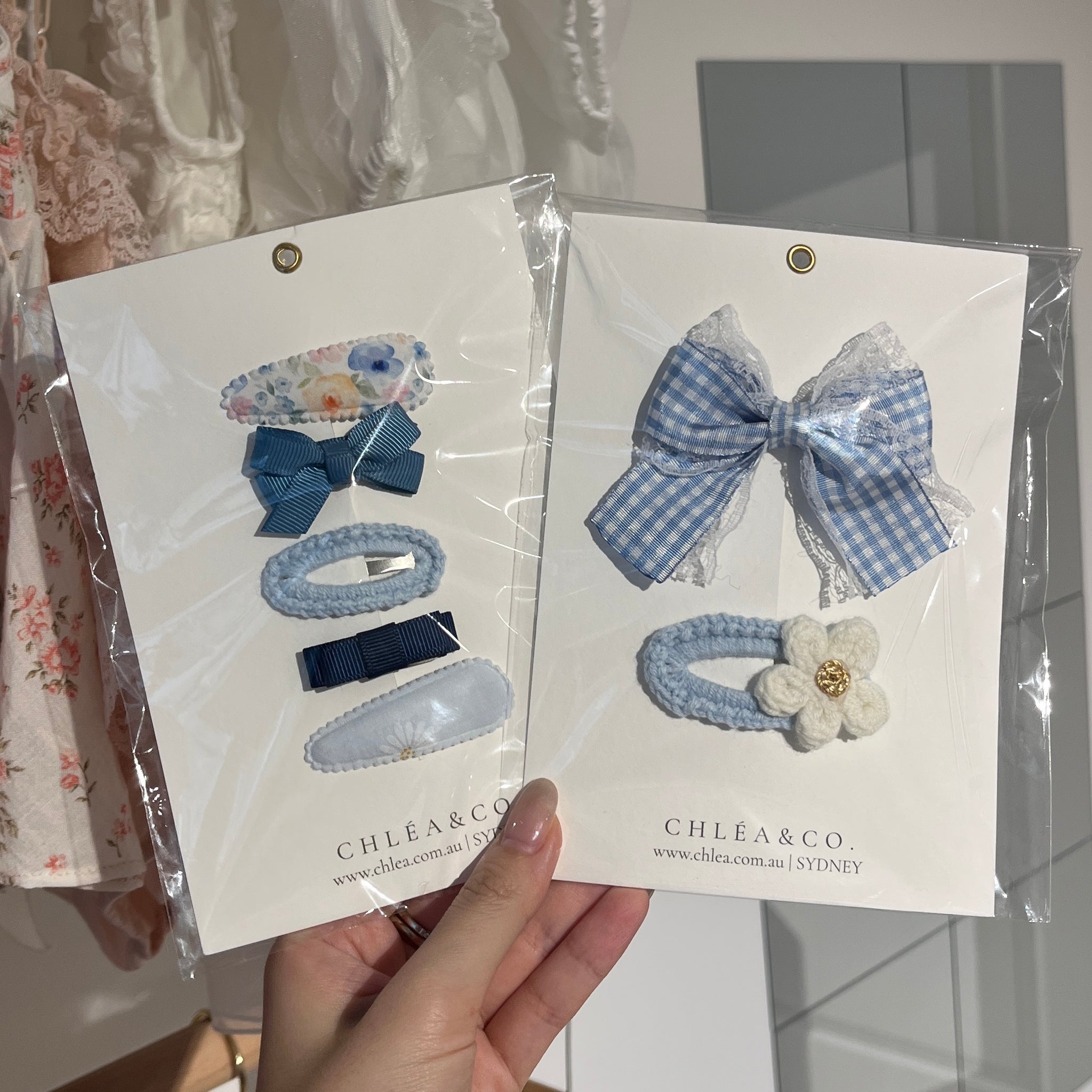 P0336
藍色花花X蝴蝶結髮夾套裝