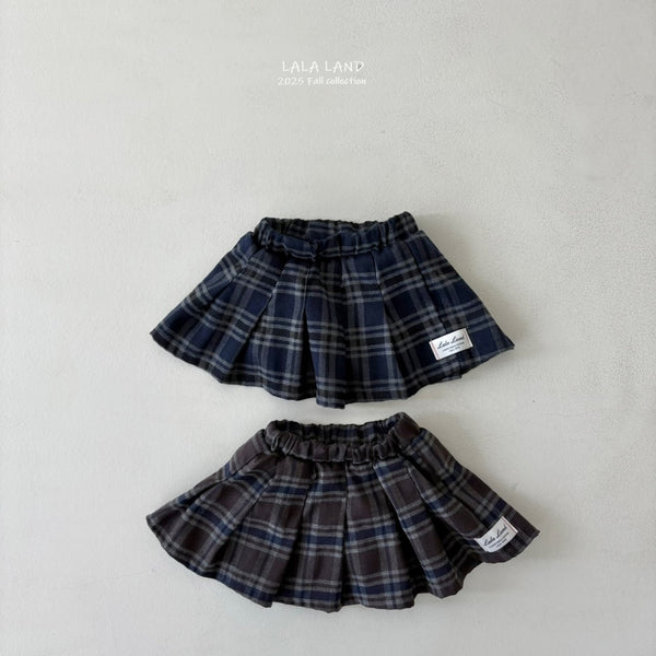 K0619 學院風格仔短裙