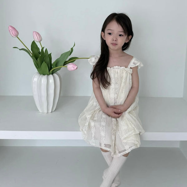 K0608 蝴蝶袖碎花裙 1-2Y