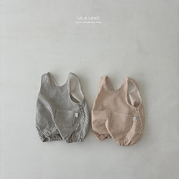 B0432 直條紋背心連身衣