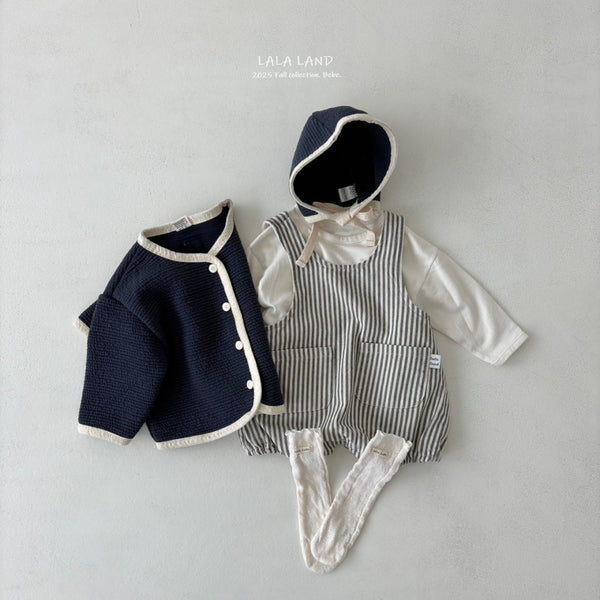 B0432 直條紋背心連身衣